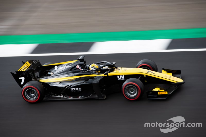 Guanyu Zhou, UNI Virtuosi Racing