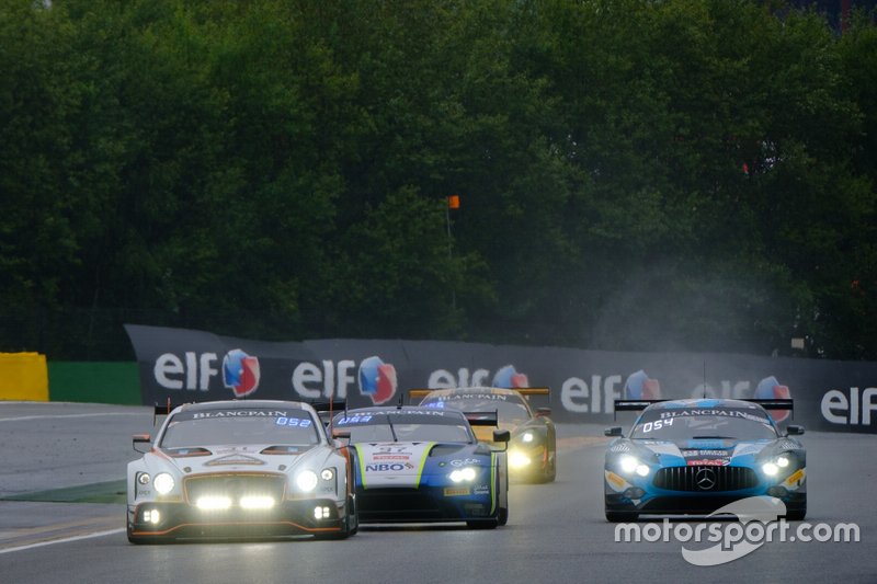 #31 Team Parker Racing Bentley Continental GT3: Derek Pierce, Glynn Geddie, Ryan Ratcliffe, Andy Meyrick, #97 Oman Racing with TF Sport Aston Martin Vantage AMR GT3: Salih Yoluc, Ahmad Al Harthy, Charlie Eastwood, Nicki Thiim, #90 Akka ASP Team Mercedes-AMG GT3: Nico Bastian, Timur Boguslavskiy, Felipe Fraga