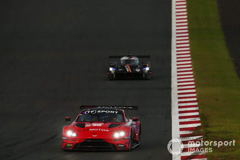 #90 TF Sport Aston Martin Vantage: Salih Yoluc, Charles Eastwood, Jonathan Adam