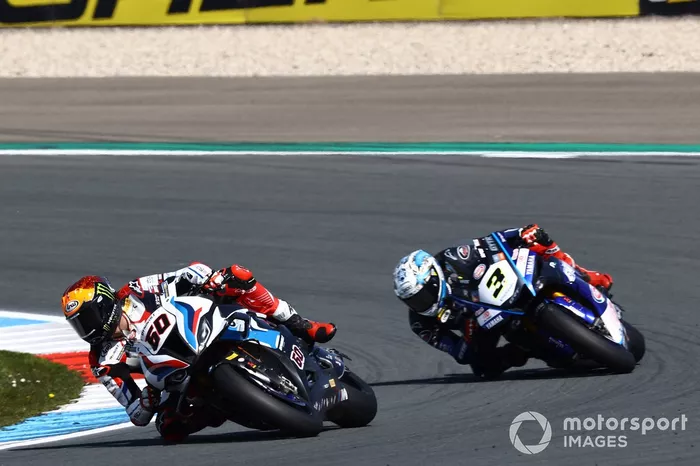 Michael van der Mark, BMW Motorrad WorldSBK Team, Kohta Nozane, GRT Yamaha WorldSBK