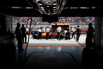 Carlos Sainz Jr., McLaren MCL34