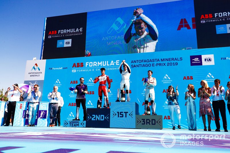 Sam Bird, Envision Virgin Racing, 1st position, Pascal Wehrlein, Mahindra Racing, 2nd position, Daniel Abt, Audi Sport ABT Schaeffler, 3rd position, Leon Price, Team, Sporting manager, Envision Virgin Racing, on the podium