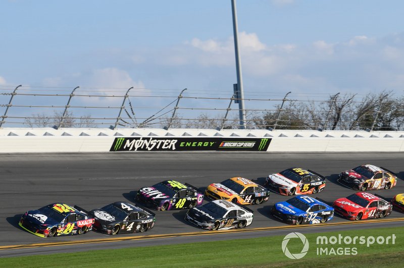 William Byron, Hendrick Motorsports, Chevrolet Camaro Axalta, Kevin Harvick, Stewart-Haas Racing, Ford Mustang Busch Beer Car2Can, Jimmie Johnson, Hendrick Motorsports, Chevrolet Camaro Ally, Aric Almirola, Stewart-Haas Racing, Ford Mustang Smithfield