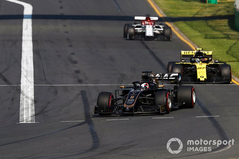 Romain Grosjean, Haas F1 Team VF-19, Nico Hulkenberg, Renault F1 Team R.S. 19 y Kimi Raikkonen, Alfa Romeo Racing C38