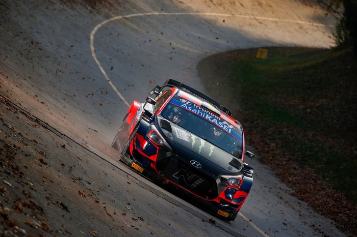 Oliver Solberg, Elliott Edmondson, Hyundai 2C Competition Hyundai i20 Coupe WRC