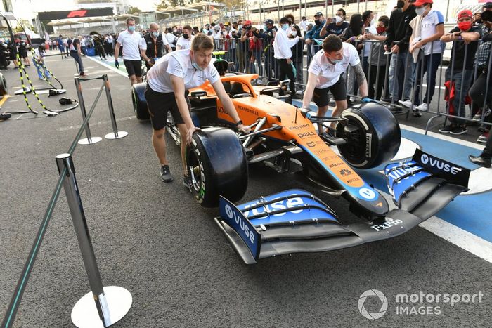 Coche de Lando Norris, McLaren MCL35M 