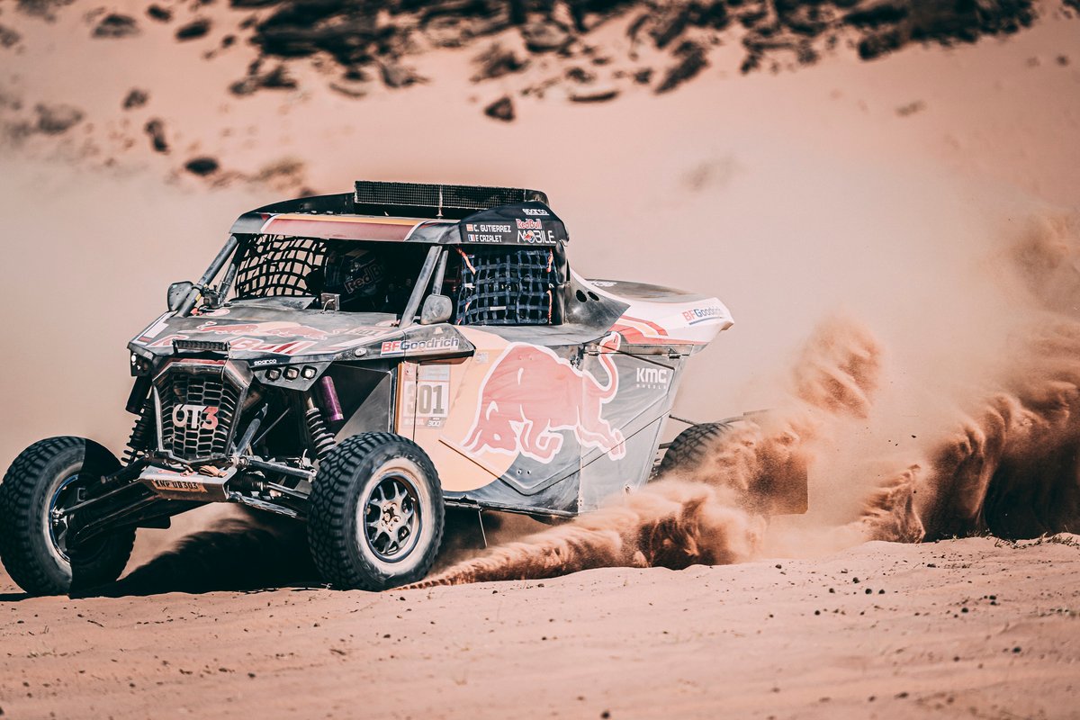 #301 Red Bull Off-Road Team USA: Cristina Gutierrez, Francois Cazalet