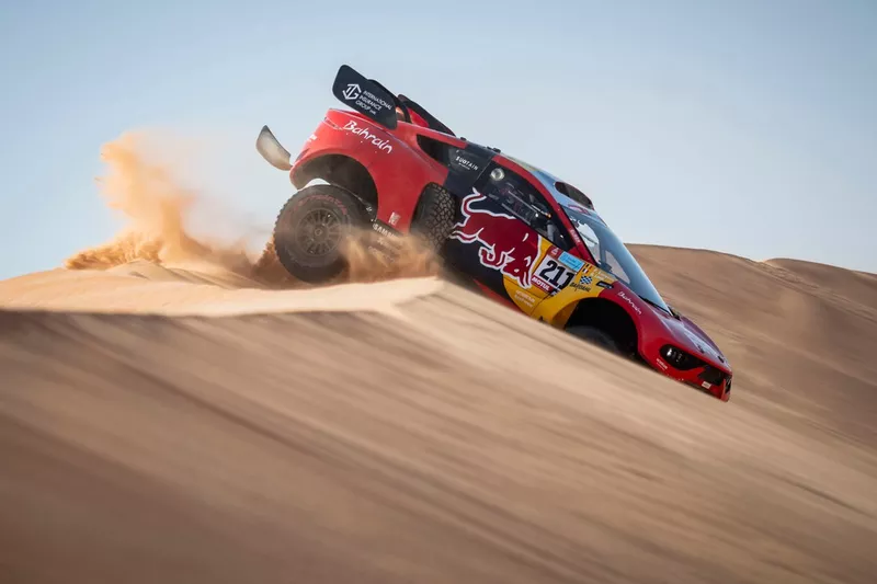 #211 Bahrain Raid Xtreme Prodrive: Sebastien Loeb, Fabian Lurquin