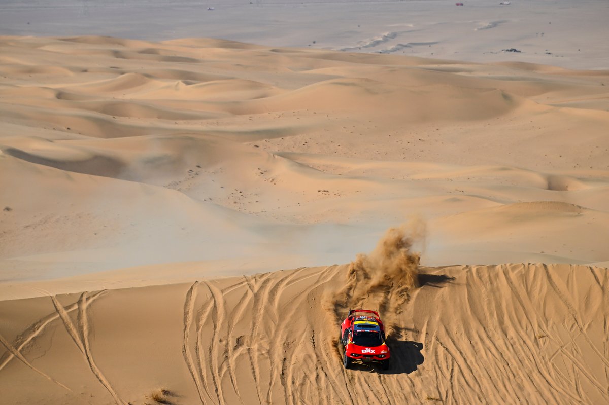 #211 Bahrain Raid Xtreme Prodrive: Sebastien Loeb, Fabian Lurquin