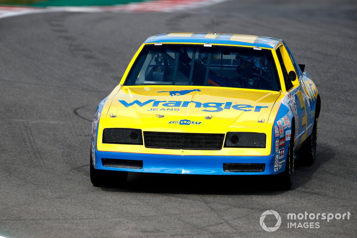 Daniel Ricciardo, McLaren, in the 1984 Dale Earnhardt Wrangler Chevrolet Monte Carlo NASCAR