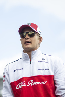 Marcus Ericsson, Alfa Romeo Sauber F1 Team on the drivers parade