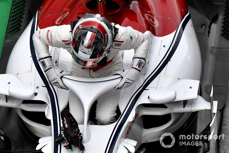Charles Leclerc, Sauber C37 in Parc Ferme