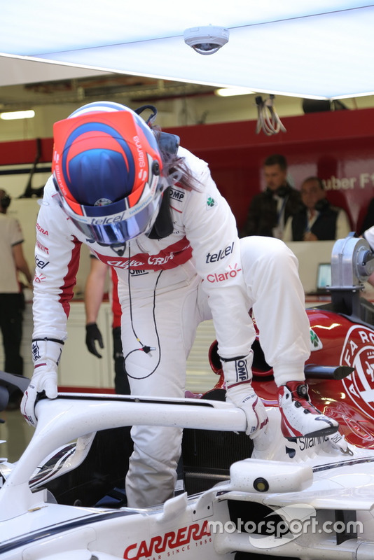 Tatiana Calderón, Sauber C37 piloto de prueba