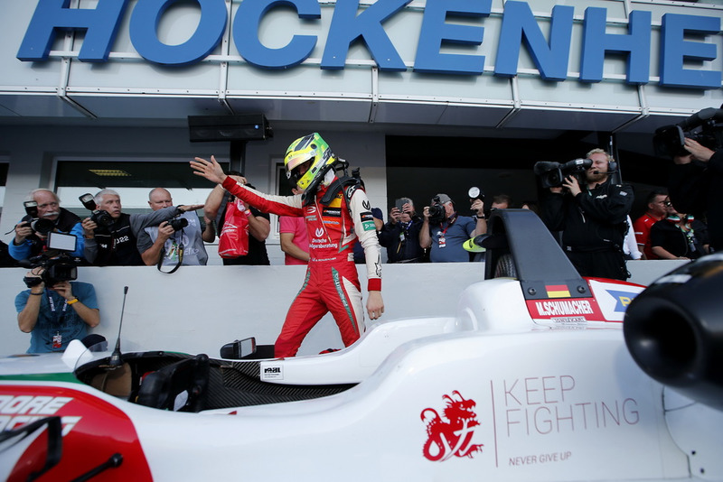 Champion Mick Schumacher, PREMA Theodore Racing Dallara F317 - Mercedes-Benz
