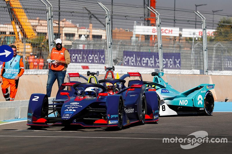 Sam Bird, Envision Virgin Racing, Audi e-tron FE05, Robin Frijns, Envision Virgin Racing, Audi e-tron FE05, and Tom Dillmann , NIO Formula E Team, NIO Sport 004, crash in the pits 