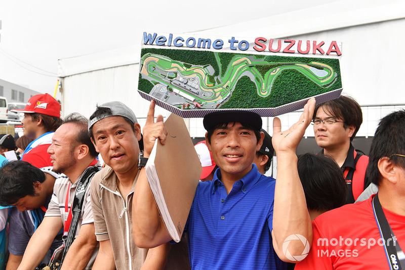 Fan and banner