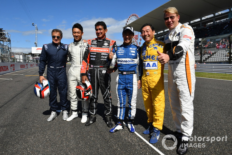  Jean Alesi, Kazuki Nakajima, Aguri Suzuki, Takuma Sato, Satoru Nakajima y Mika Hakkinen Leyendas F1 30 aniversario 