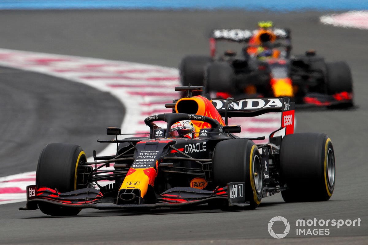 Max Verstappen, Red Bull Racing RB16B, Sergio Pérez, Red Bull Racing RB16B
