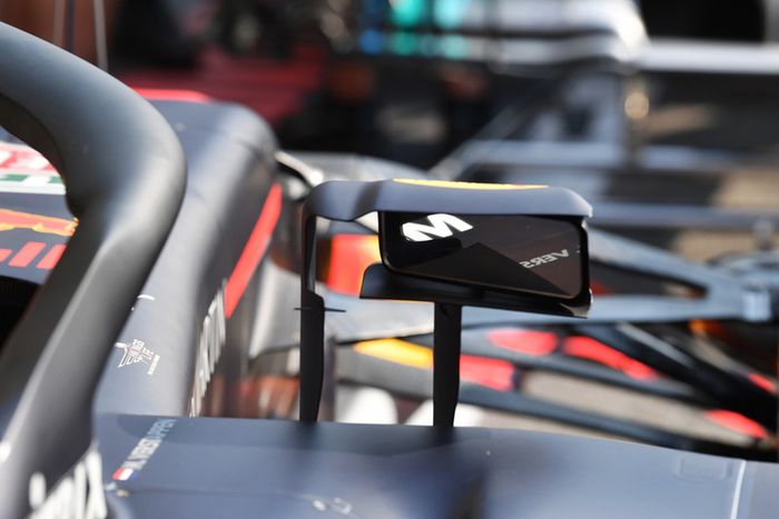 Espejo del Red Bull Racing RB14