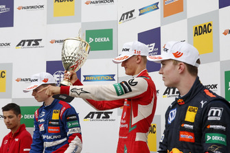 Podium: Race winner Mick Schumacher, PREMA Theodore Racing Dallara F317 - Mercedes-Benz, second place Robert Shwartzman, PREMA Theodore Racing Dallara F317 - Mercedes-Benz, third place Dan Ticktum, Motopark Dallara F317 - Volkswagen