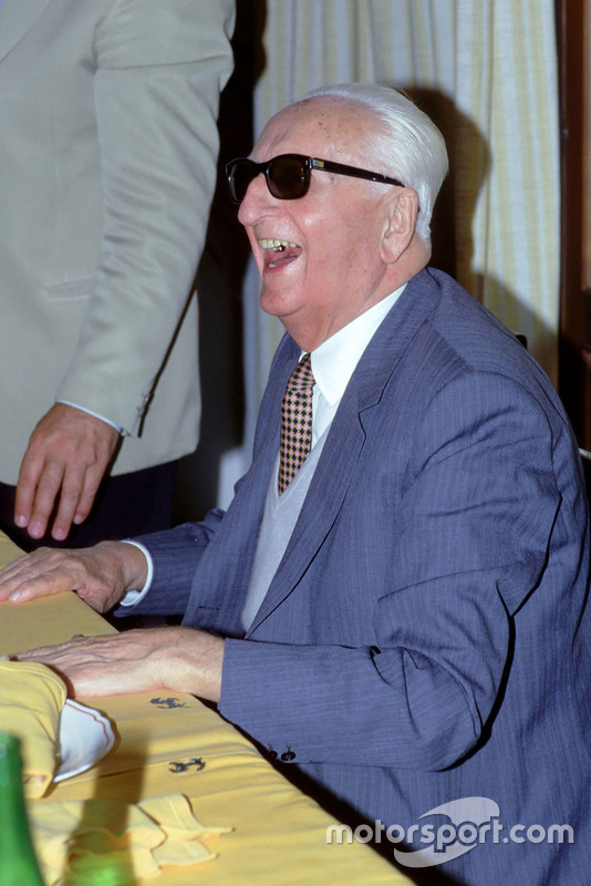 Maranello 1986, Enzo Ferrari during a meeting with journalists