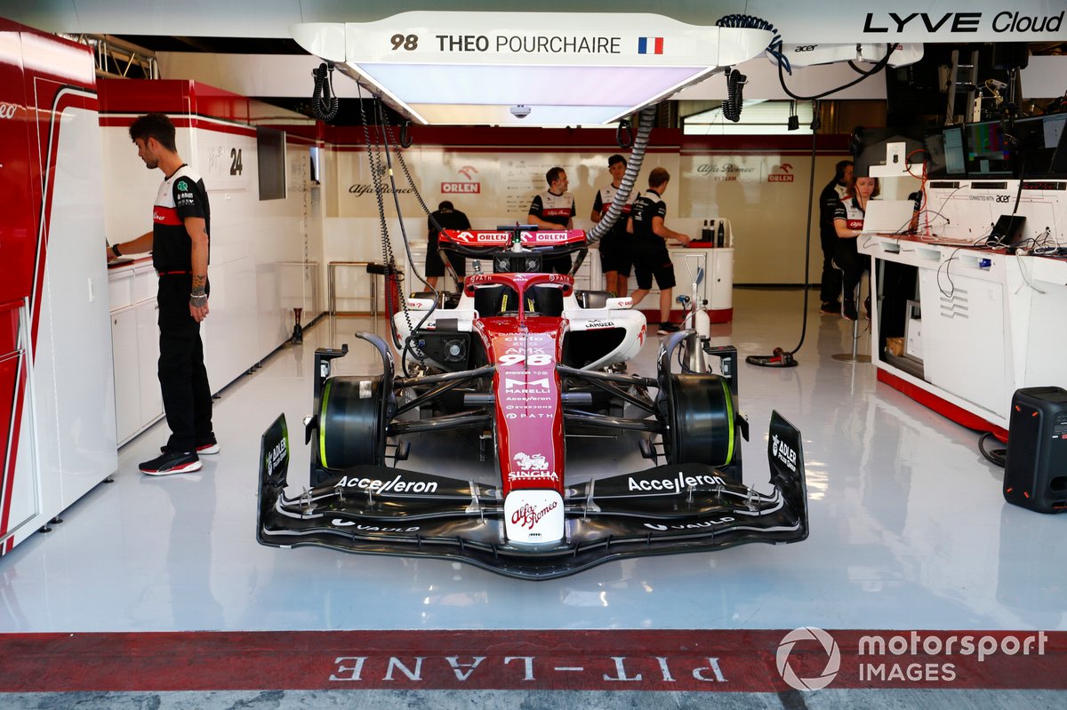 Coche de Theo Pourchaire, Alfa Romeo C42