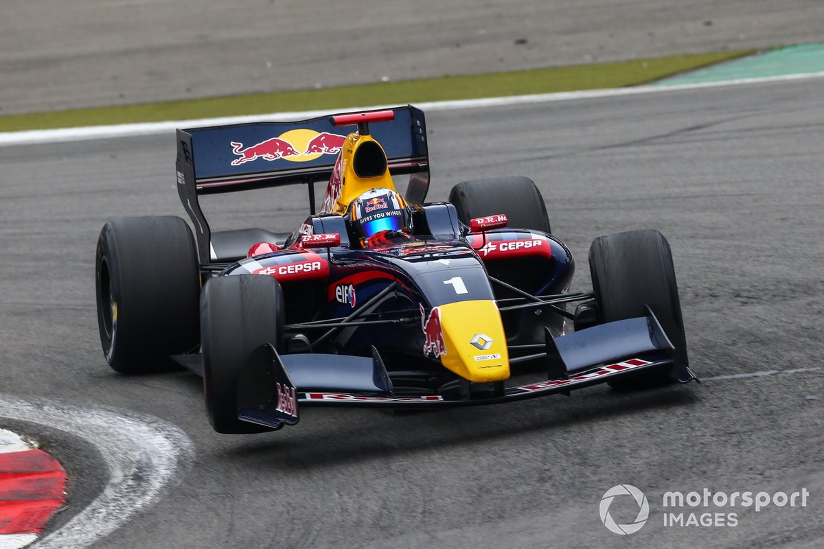 Carlos Sainz jr., Dams