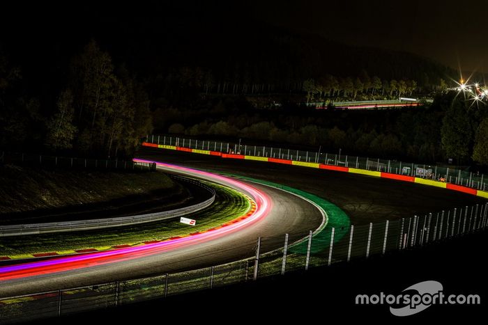 Acción nocturna en Spa