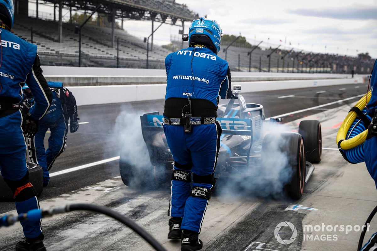 Felix Rosenqvist, Chip Ganassi Racing Honda, pit stop