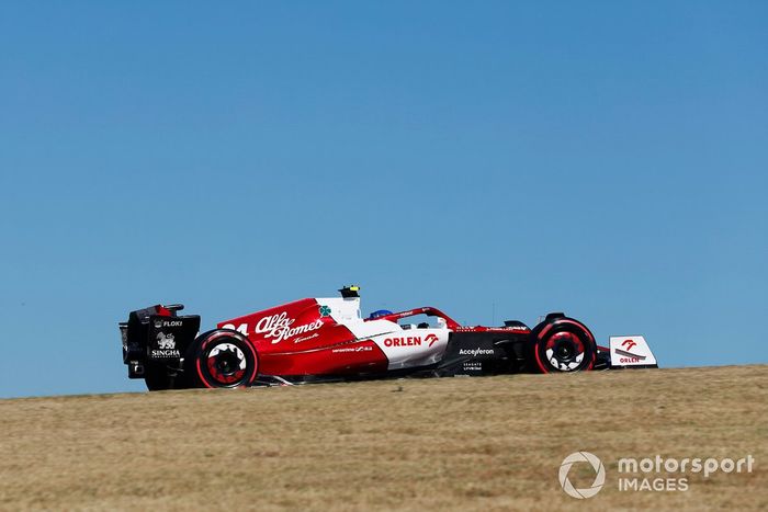 Zhou Guanyu, Alfa Romeo C42 