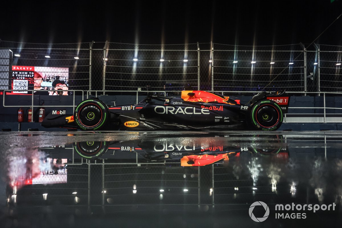 Max Verstappen, Red Bull Racing RB18