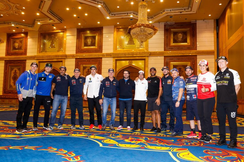 Michael Metge, Sherco TVS Rally Factory, Adrien Van Beveren, Yamalube Yamaha Official Rally Team, Nasser Al-Attiyah, Toyota Gazoo Racing, Stephane Peterhansel, JCW X-Raid Team, Nani Roma, Borgward Rally Team, Carlos Sainz, JCW X-Raid Team, Castera David, director of the Dakar Rally, Fernando Alonso, Toyota Gazoo Racing, Yazeed Al Rajhi, Overdrive Toyota, Toby Price, Red Bull KTM Factory Team, Eduard Nikolaev, Team Kamaz Master, Ignacio Casale, Casale Racing - Dragon Rally Team, Laia Sanz, GAS GAS Factory Team, Andrew Short, Rockstar Energy Husqvarna Factory Racing