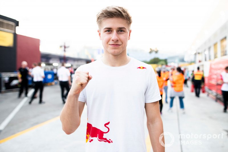 Jüri Vips, Hitech Grand Prix