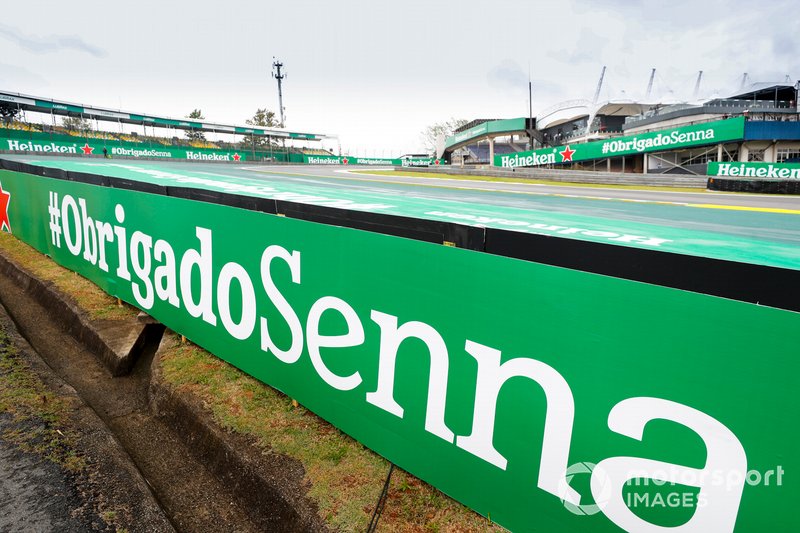 Thank you Senna signage