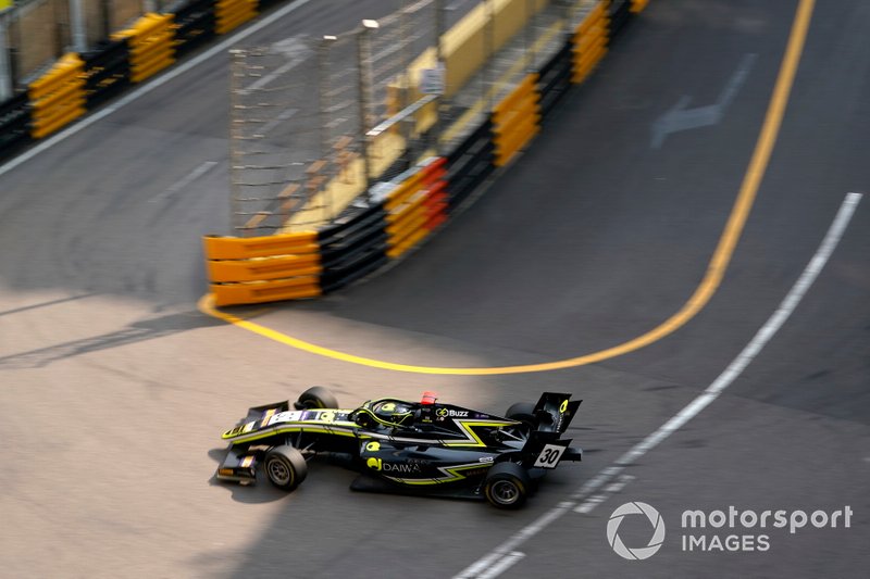 Dan Ticktum, Carlin Buzz Racing