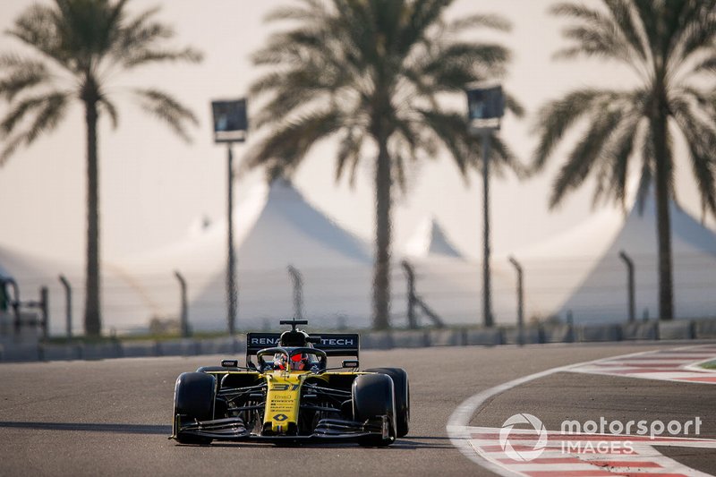 Esteban Ocon, Renault R.S. 19