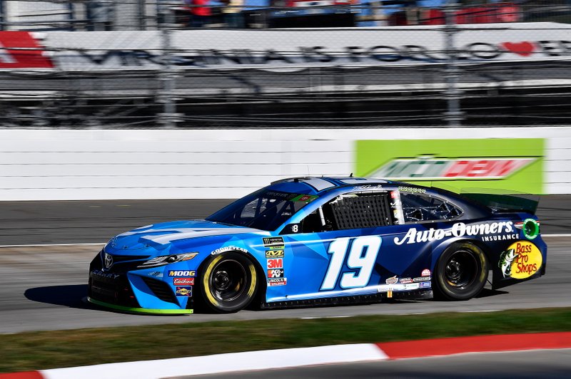 Martin Truex Jr., Joe Gibbs Racing, Toyota Camry Auto Owners Insurance