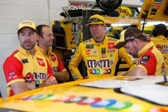 Kyle Busch, Joe Gibbs Racing, Toyota Camry M&M's