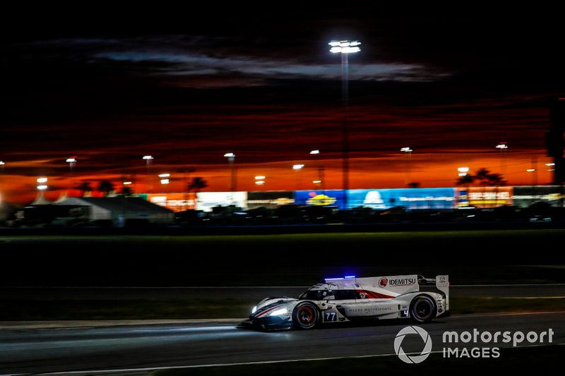 #77 Mazda Team Joest Mazda DPi, DPi: Oliver Jarvis, Tristan Nunez, Olivier Pla#77 Mazda Team Joest Mazda DPi, DPi: Oliver Jarvis, Tristan Nunez, Olivier Pla, sunrise