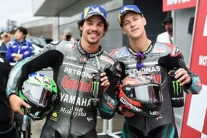 Tweede plaats Franco Morbidelli, Petronas Yamaha SRT, derde plaats Fabio Quartararo, Petronas Yamaha SRT