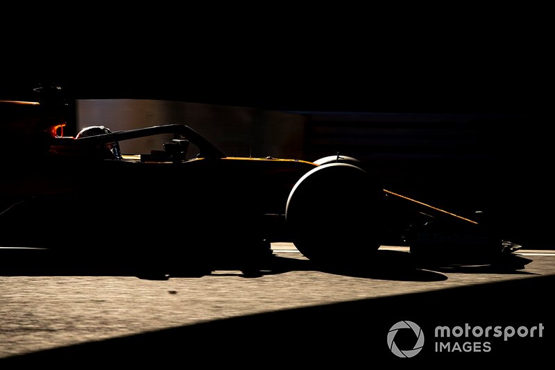 Carlos Sainz Jr., McLaren MCL34