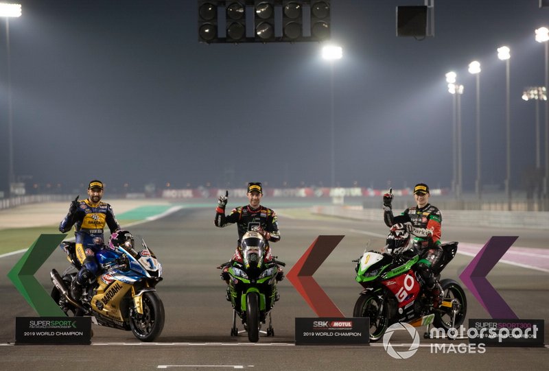 Randy Krummenacher, BARDAHL Evan Bros. WorldSSP Team, Jonathan Rea, Kawasaki Racing Team, Manuel González, Kawasaki ParkinGO Team Campeón del Mundo por equipos