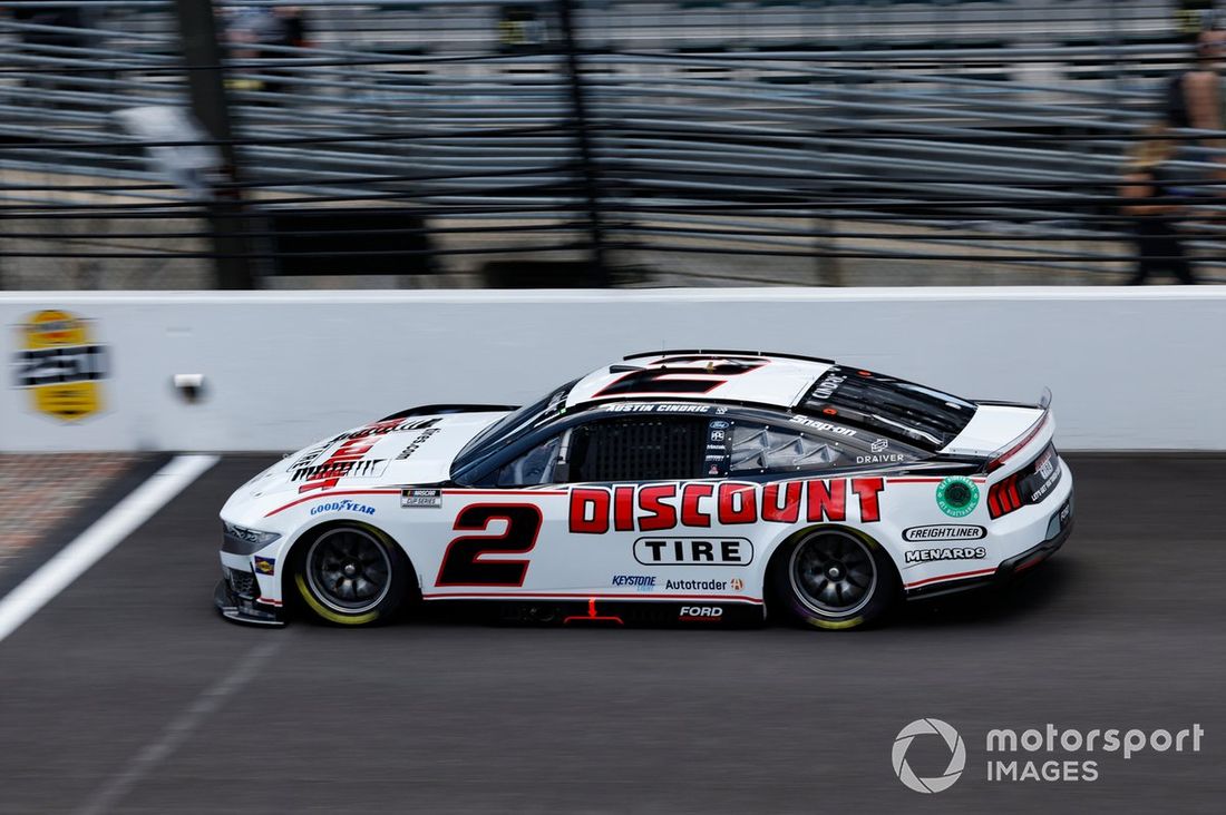 Austin Cindric, Equipo Penske, Discount Tire Ford Mustang