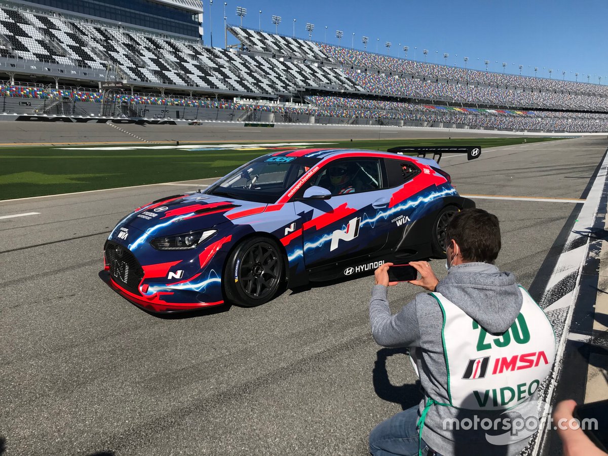 Augusto Farfus, Hyundai Motorsport, Hyundai Veloster N ETCR