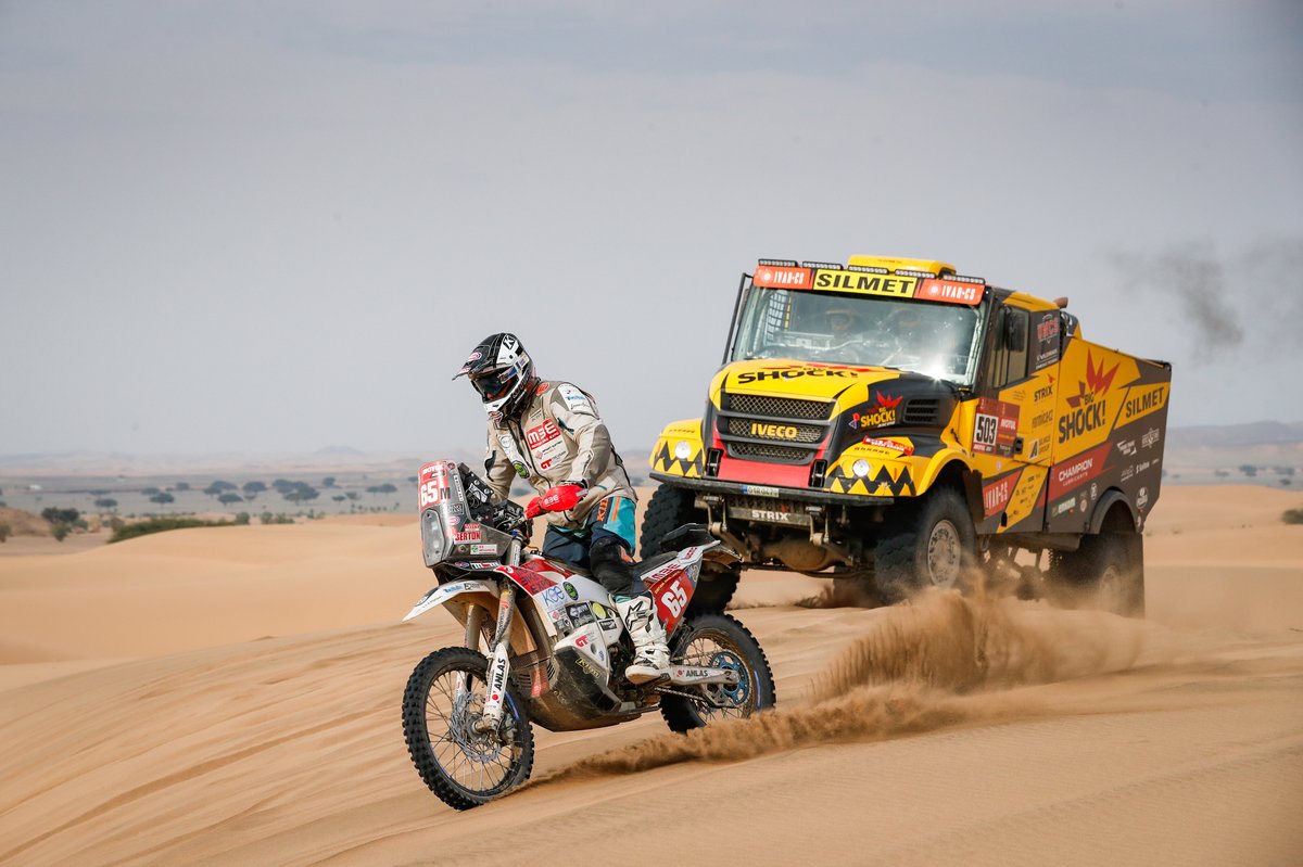 #65 Team Franco Picco Husqvarna: Franco Picco, #503 Big Shock Racing Iveco: Martin Macik, Frantisek Tomasek, David Svanda