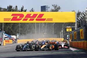 George Russell, Mercedes F1 W14, Oscar Piastri, McLaren MCL60, Nico Hulkenberg, Haas VF-23