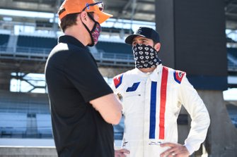 Jimmie Johnson with Scott Dixon, Chip Ganassi