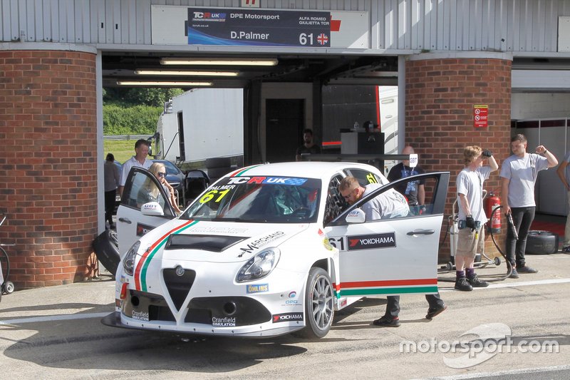 Derek Palmer, DPE Motorsport, Alfa Romeo Giulietta TCR
