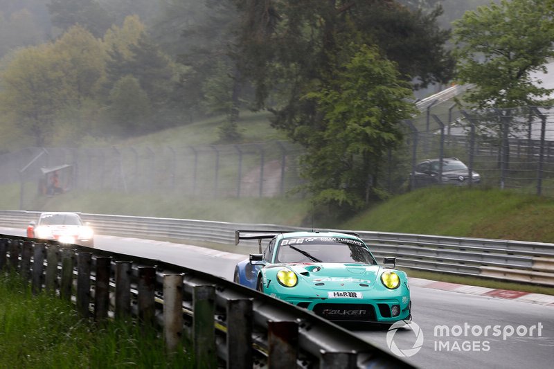 #44 Falken Motorsport Porsche 911 GT3 R: Jörg Bergmeister, Martin Ragginger, Dirk Werner
