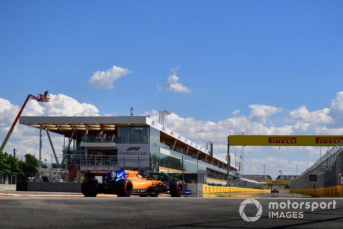 Carlos Sainz Jr., McLaren MCL34